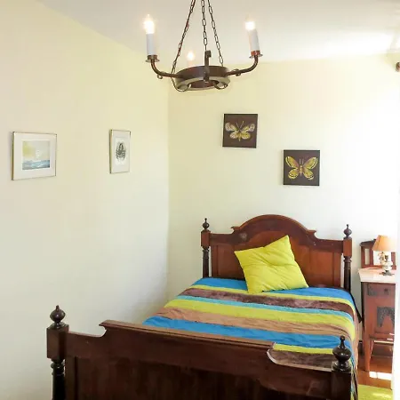 Villa Sleeps 8 With Pool And Wifi