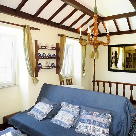 Villa Sleeps 8 With Pool And Wifi
