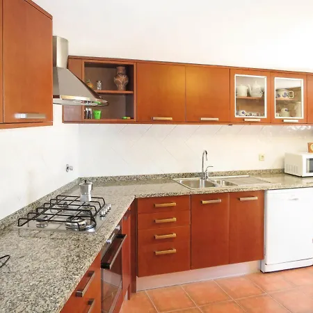 Villa Sleeps 8 With Pool And Wifi Afife